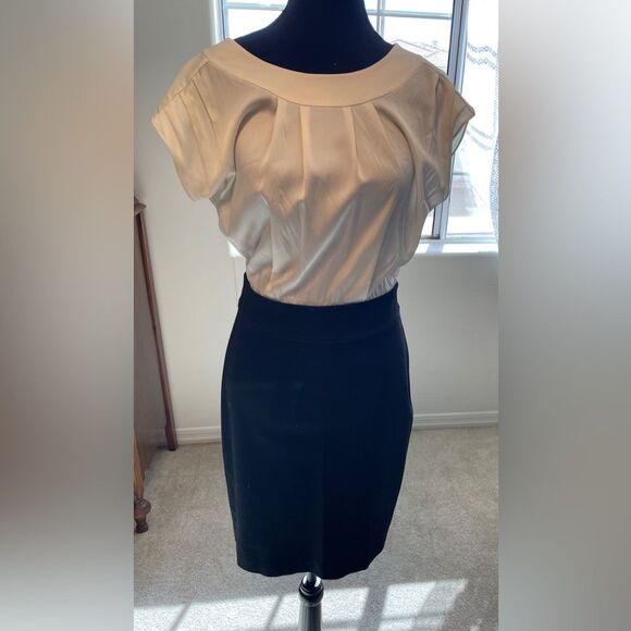 Halogen Dresses & Skirts - Halogen Dress Womens Beige Black Sleeveless Fitted Trim Sheath Size 4